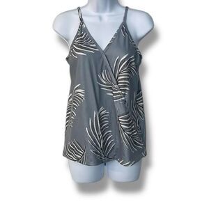 Tank Top Women's M Gray Palm Trees Bubble Style Hem Cross V-Neck Resort …